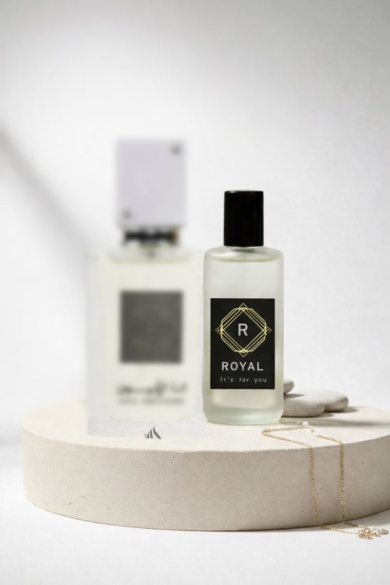 مستوحى من انا الابيض — عطور ROYAL