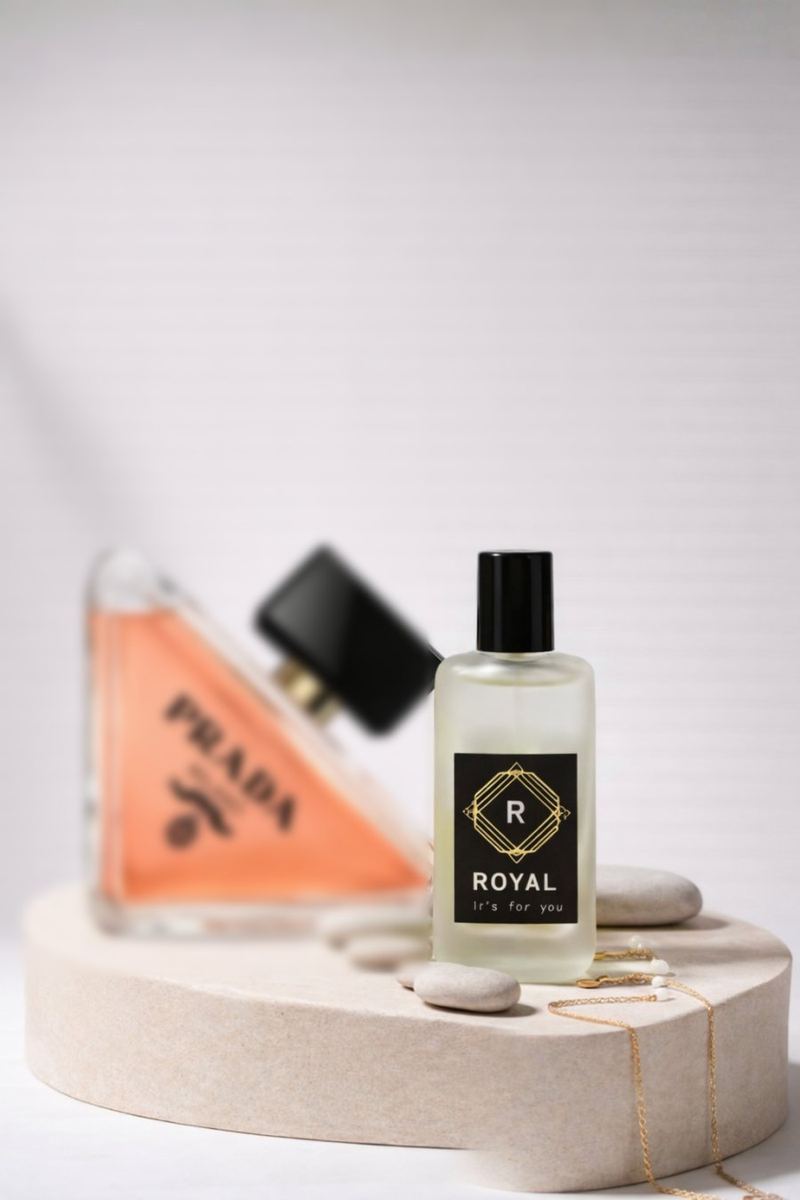 مستوحى من برادا برادوكس - Prada Paradoxe — عطور ROYAL
